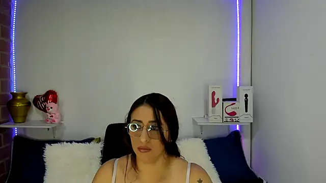 rukminilatin live sex cam