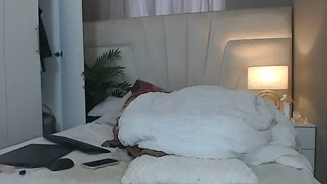 naughtyblackdolie's cam snapshot