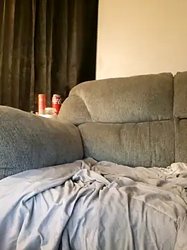 Mattysfunroom's cam snapshot