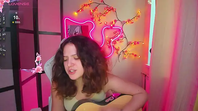 Anora_Miller's cam snapshot