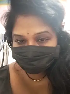 chaitara-reddy's cam snapshot