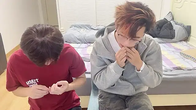 STxuguanhan's cam snapshot