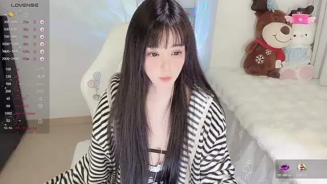 yuii-7 live sex cam
