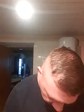 Young-Boy-8-8's cam snapshot