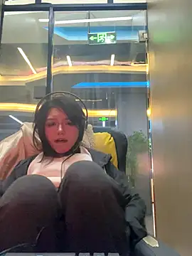 99EE-yy live sex cam