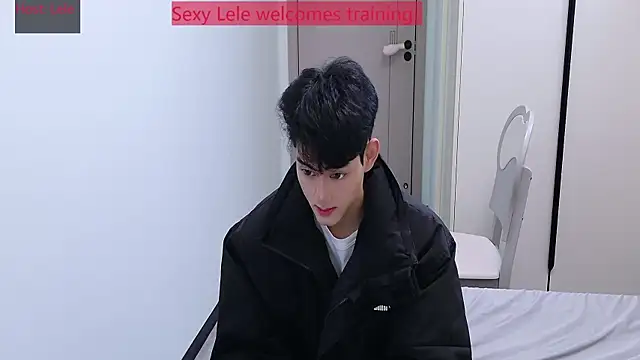 sexyboy-lele live sex cam