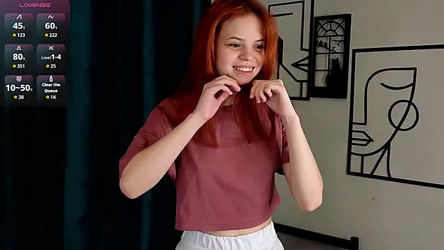 SynnoveBann live sex cam