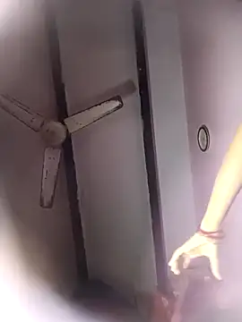 Hot_Mayra_ live sex cam