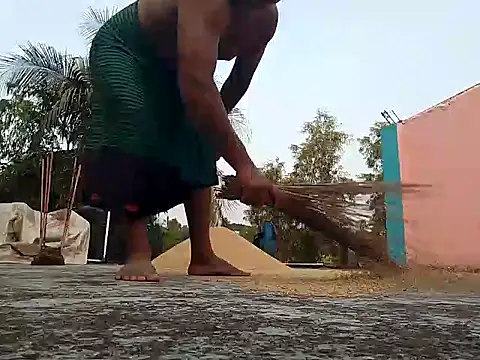 CatchingBouquet live sex cam