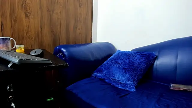 Mature_Skinny live sex cam