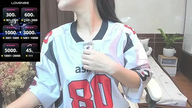 Rin_Lucie live sex cam