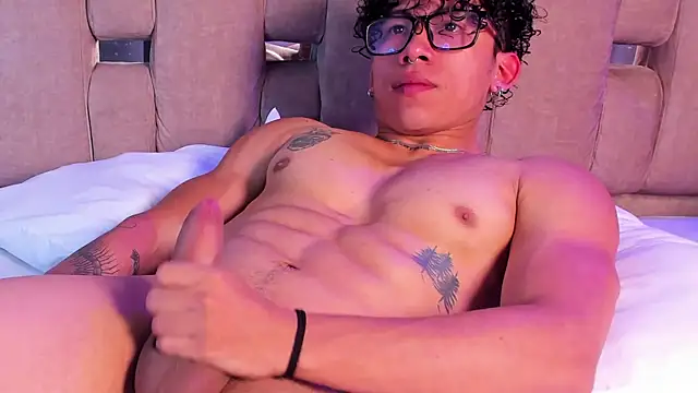AkazaBoy_ live sex cam
