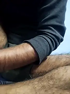 YourTarzan's cam snapshot