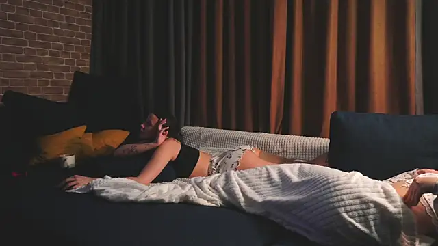 Anny_Molly live sex cam