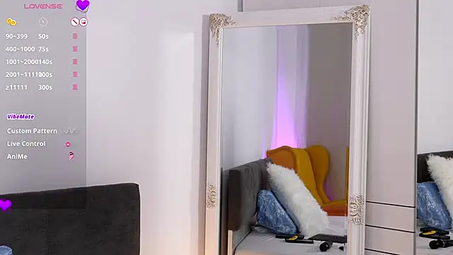 uhlala__ live sex cam