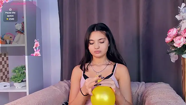 FunnyyMonkeyy live sex cam