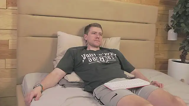 EthanPinkman live sex cam