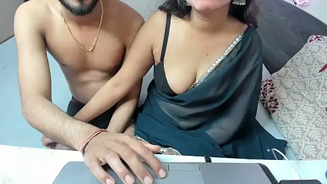 Dever_Bhabhi_ live sex cam