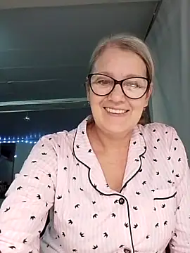 irinamaux live sex cam