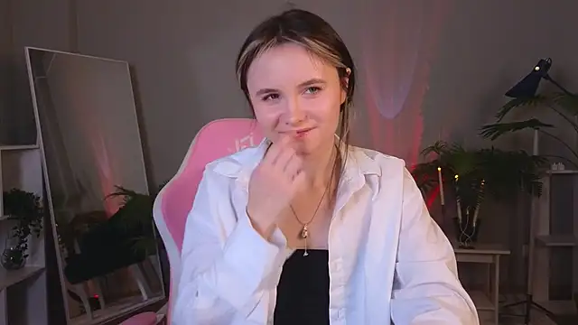 CiriRianonn live sex cam