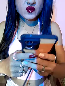 Cutie-Whiskey1 live sex cam