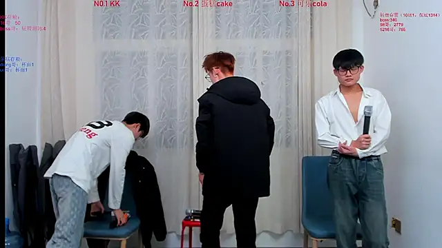 Delicious-boys-001's cam snapshot