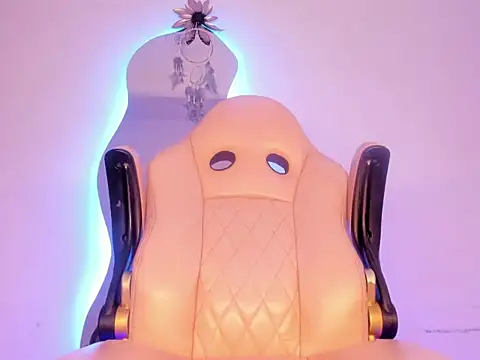 Mia_royal live sex cam