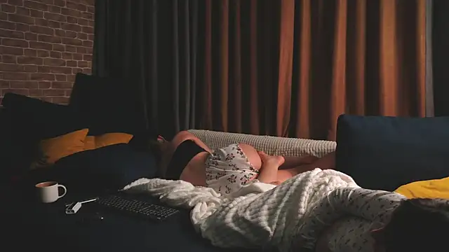 Anny_Molly live sex cam