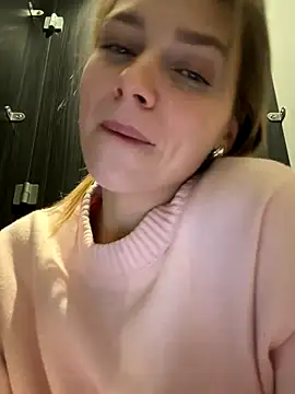 ValenciaShock live sex cam