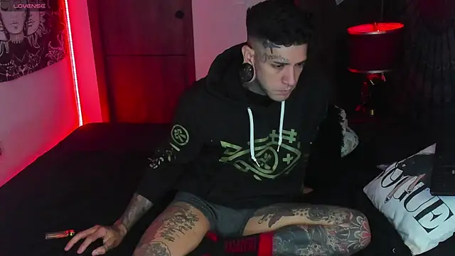 cleoo_jhonny live sex cam