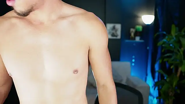 Aaronfox_x live sex cam