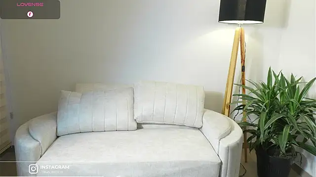 DeusbelliS live sex cam