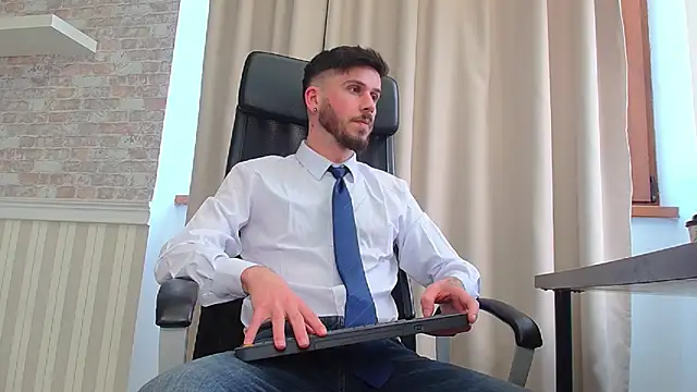 JonahShaw live sex cam