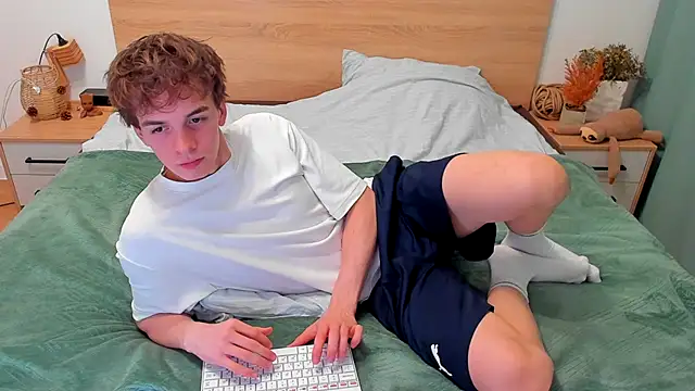 Fandi_777 live sex cam