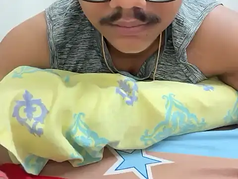 YourBlackBull's cam snapshot