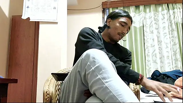 Gre3k_god's cam snapshot