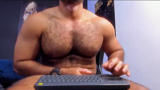 Big_furry_bear13 live sex cam