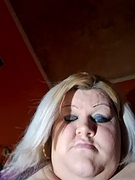 ducicsajsziii live sex cam