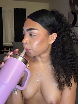 azaraxxxamor live sex cam