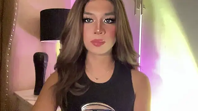 Worldclass_Maxxine_ live sex cam