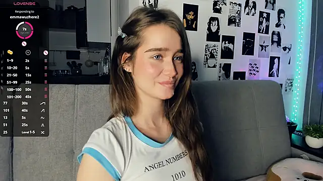 lovelyalivia live sex cam