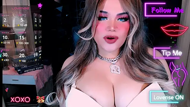 xHugeHarleySelfsuckerx live sex cam