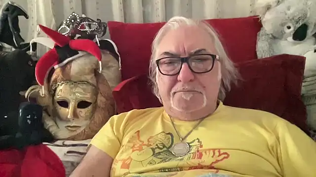 EroticVenetian live sex cam