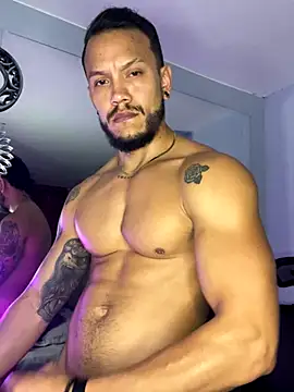 ARON_TAYLER01 live sex cam