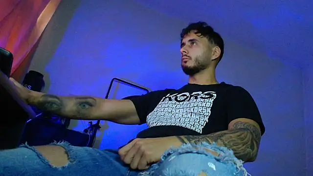 XanderCage99 live sex cam