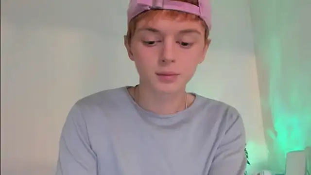 angleAndy live sex cam