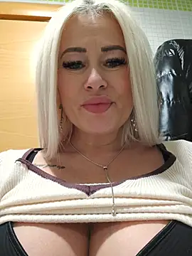 MILFBARBY live sex cam