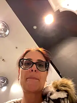 NataKitten live sex cam