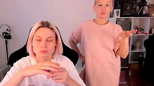 hotblonds live sex cam