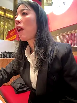 yourkeer live sex cam